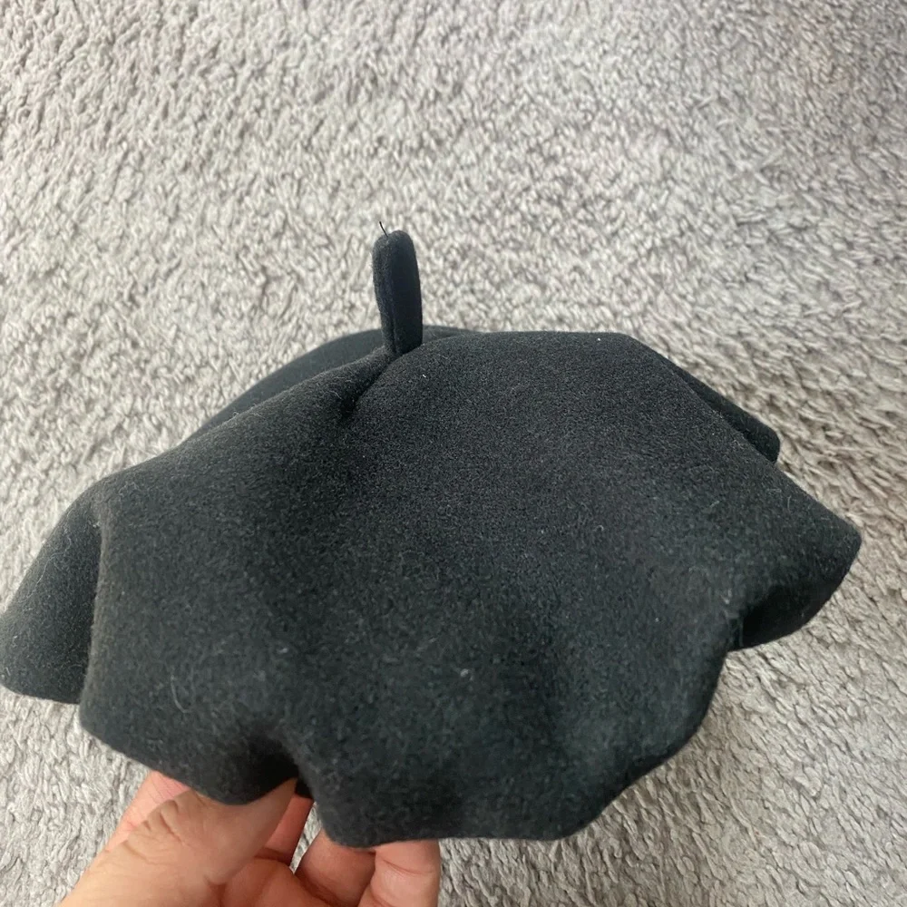 Classic Black Kids Beret Hat - Stylish Kids Accessory